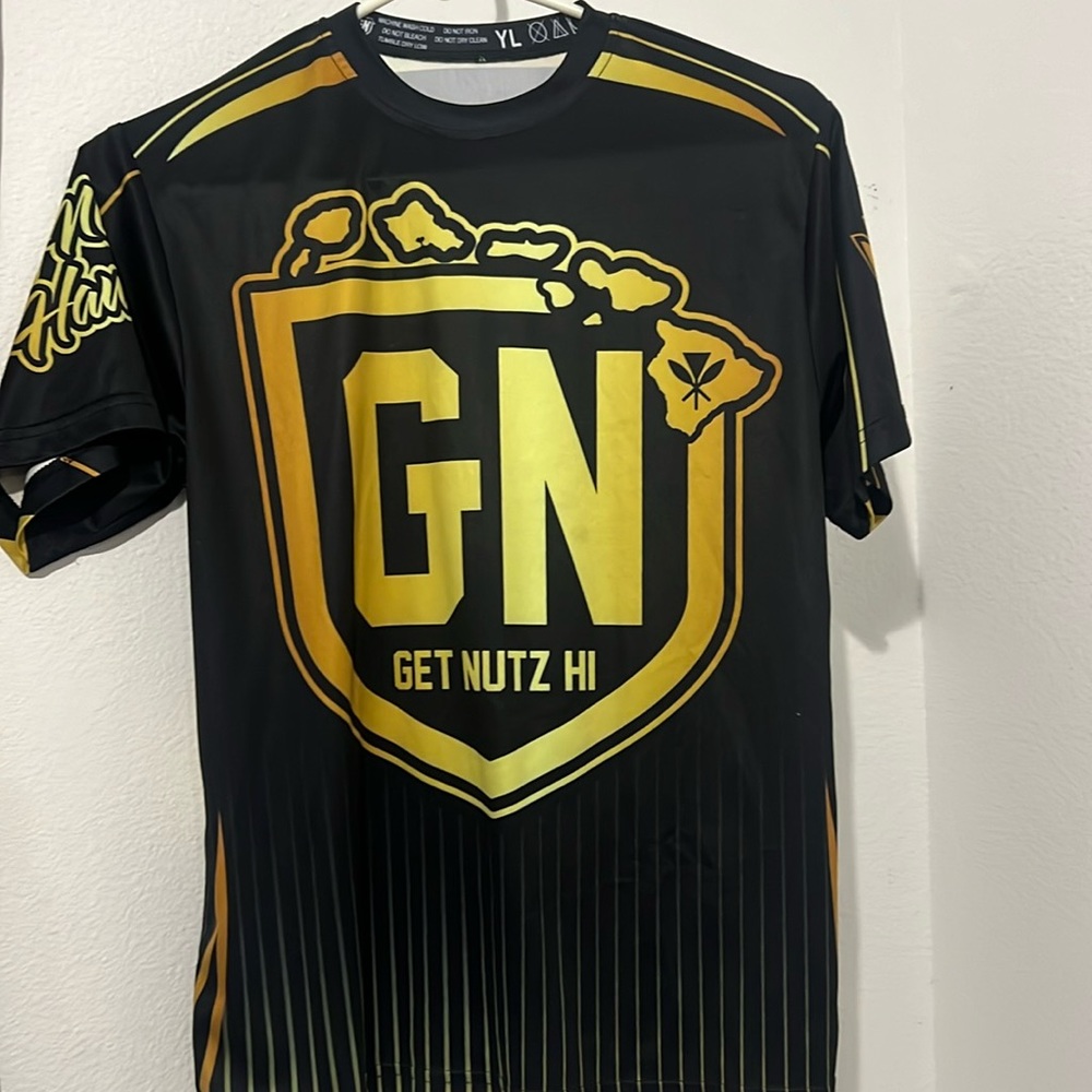 get nutz hawaii dry-fit t-shirt.